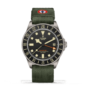 M25717N 0001 upright watch white background model page 1 - Zanotti Joyas