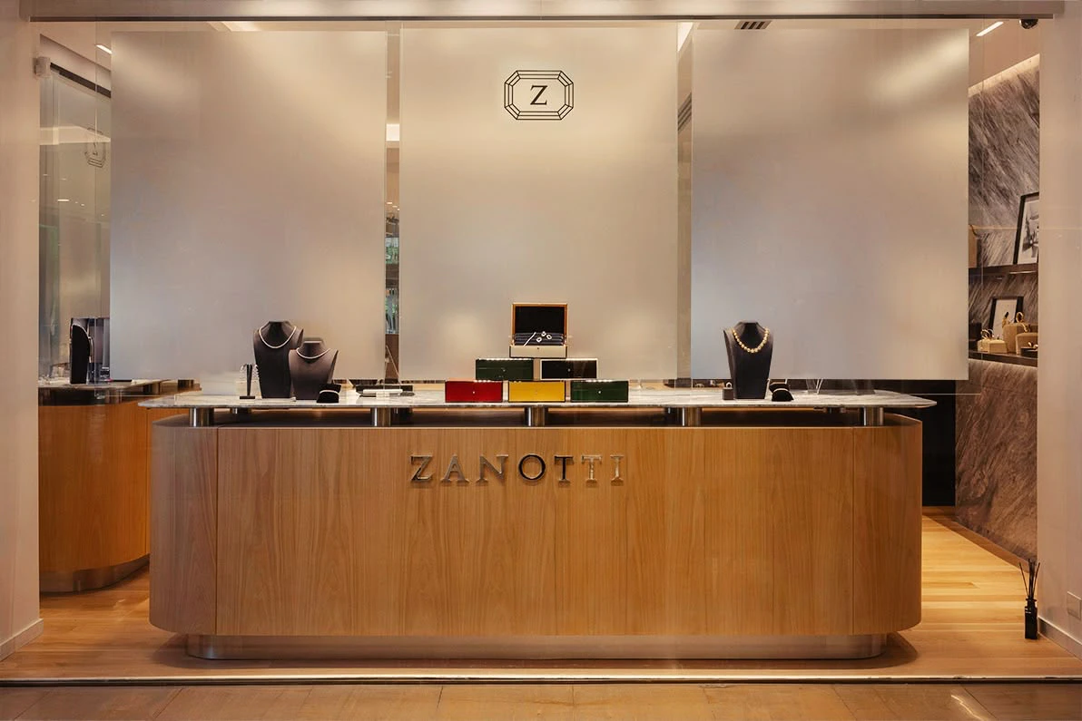 Vidriera de Zanotti Joyas en la Galería Promenade de Buenos Aires