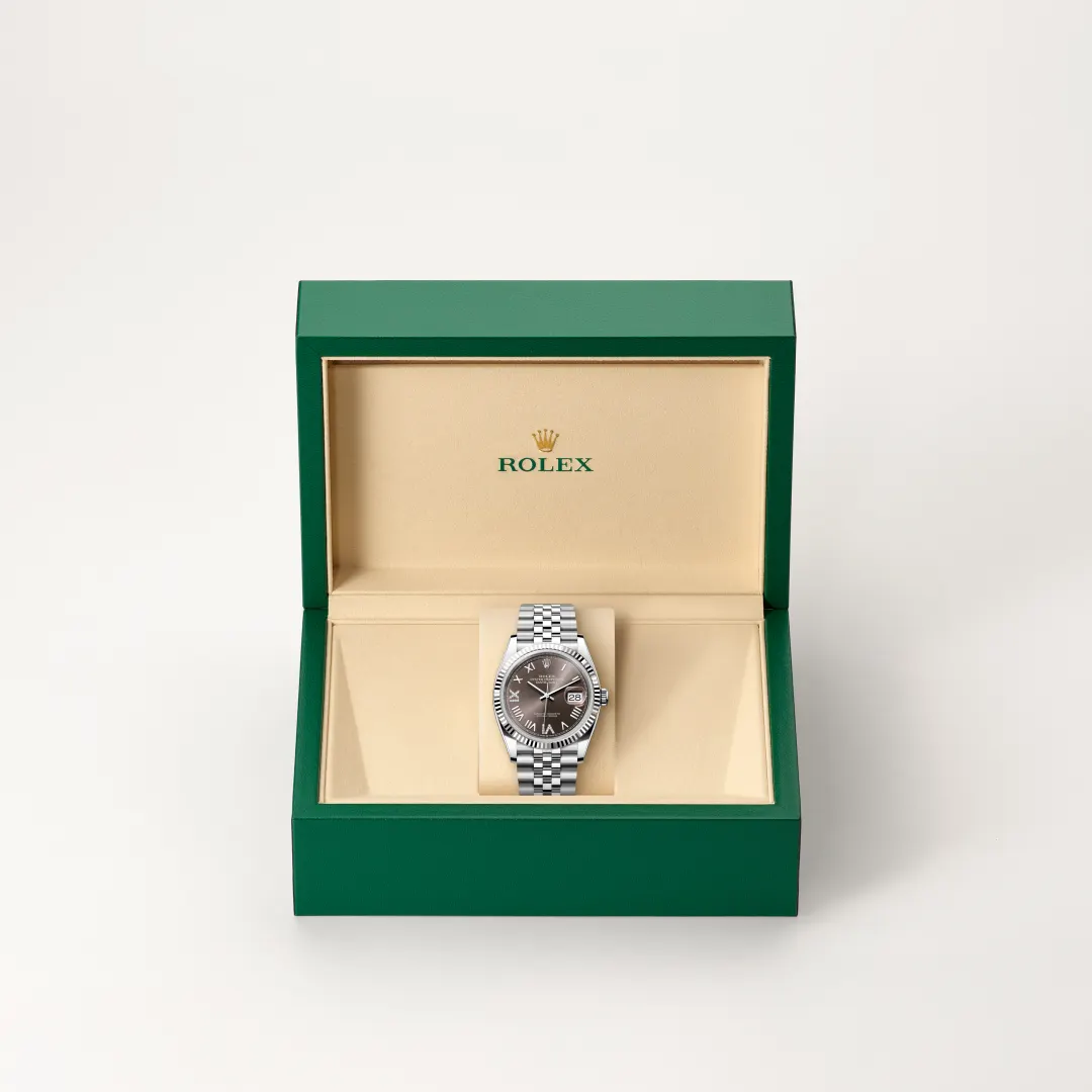 https://zanottijoyas.com/wp-content/uploads/rolex/Slide2_landscape/m126234-0071.webp