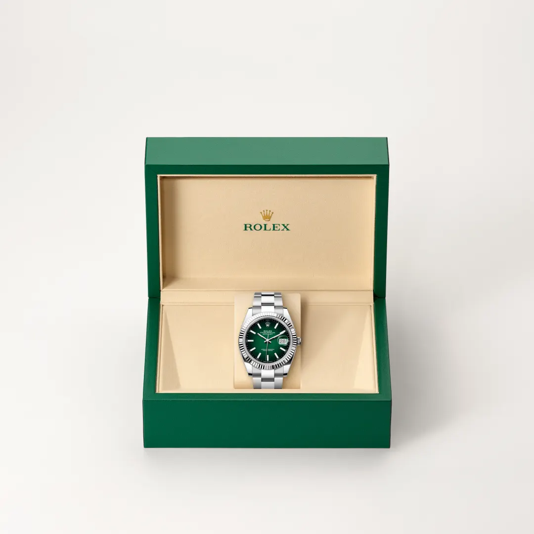 https://zanottijoyas.com/wp-content/uploads/rolex/Slide2_landscape/m126334-0033.webp