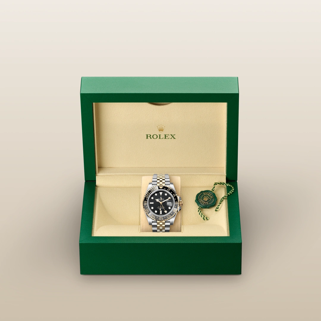https://zanottijoyas.com/wp-content/uploads/rolex/Slide2_landscape/m126713grnr-0001.webp