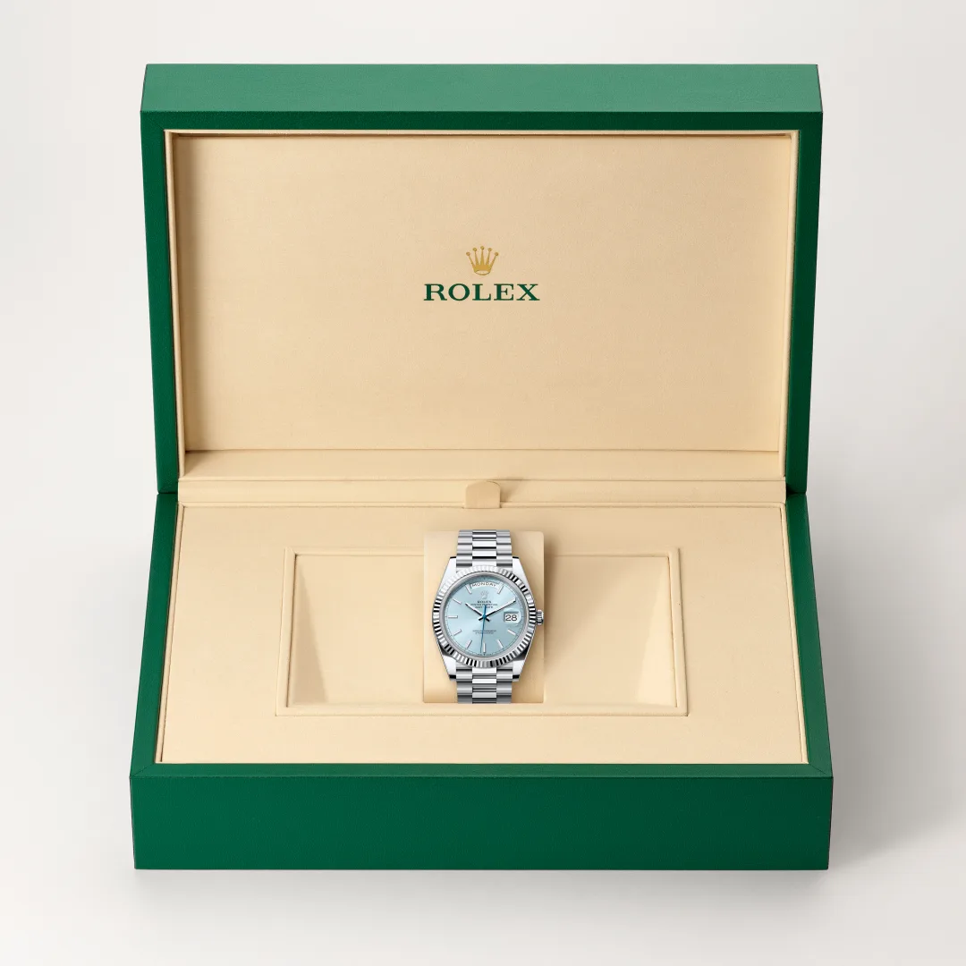 https://zanottijoyas.com/wp-content/uploads/rolex/Slide2_landscape/m228236-0018.webp